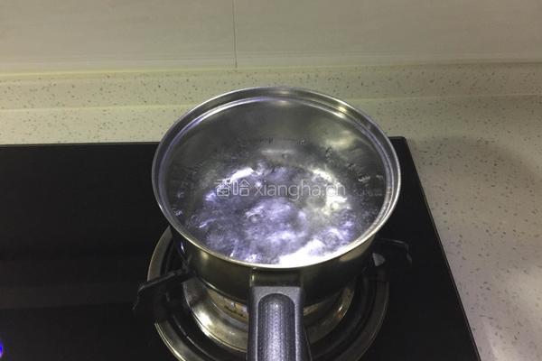 草莓布丁的做法图解2