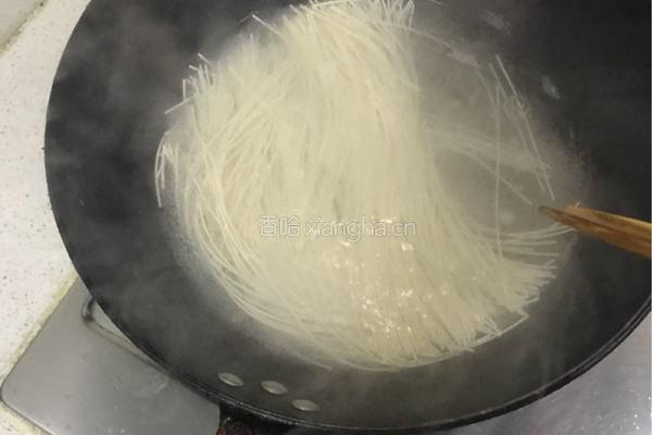 西红柿打卤面的做法图解9