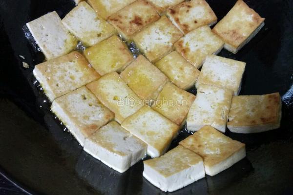 香煎豆腐的做法图解4