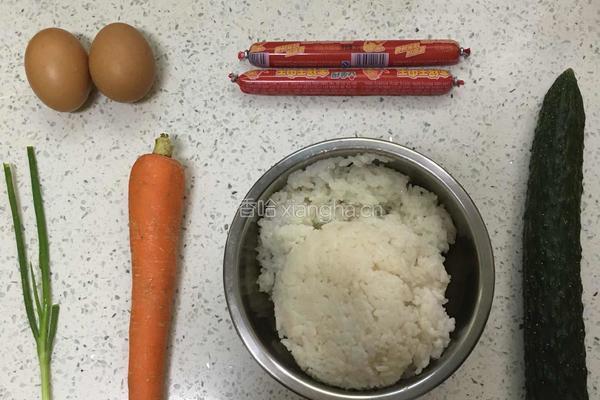 蛋炒饭的做法图解1