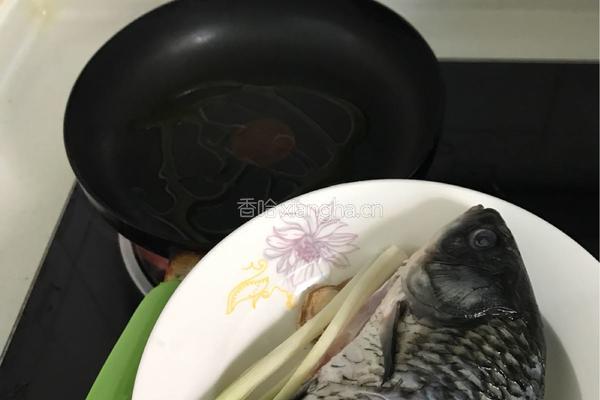 鲫鱼粥的做法图解5