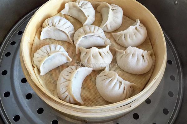 牛肉青椒馅烫面蒸饺的做法图解14