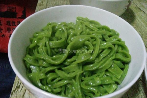 绿色菠菜面的做法图解6