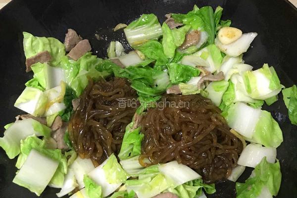 肉炒小白菜粉条的做法图解12