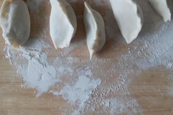 芹菜馅饺子的做法图解10