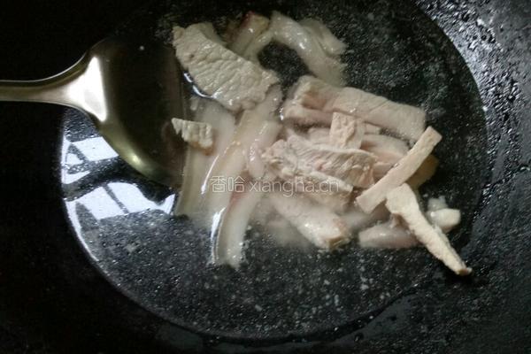 白切肉的做法图解1