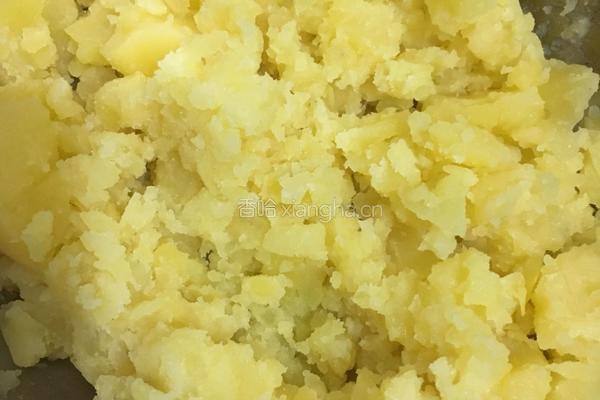 香辣孜然土豆泥的做法图解3