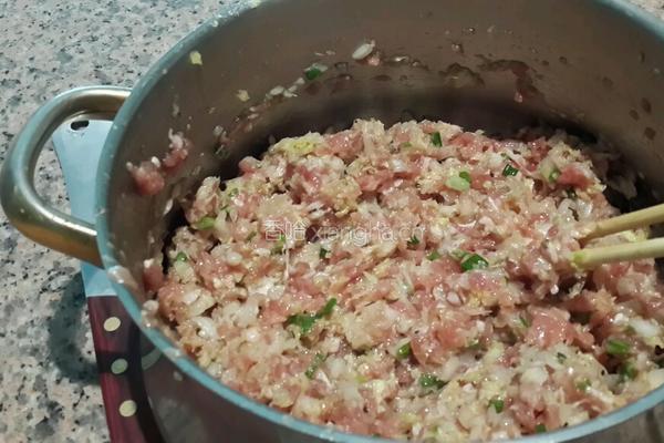 白菜猪肉包的做法图解7