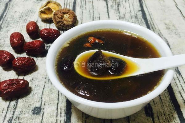 黑沙海参冬菇猪骨炖汤的做法图解10
