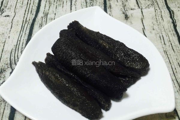 黑沙海参冬菇猪骨炖汤的做法图解2