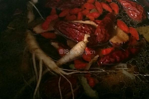 人参大补骨头汤（偏油腻点）