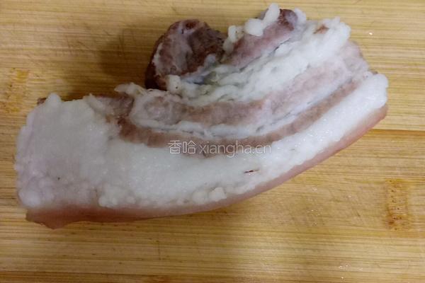 回锅肉的做法图解1