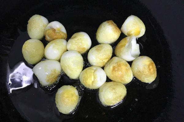 口蘑鹌鹑蛋的做法图解3