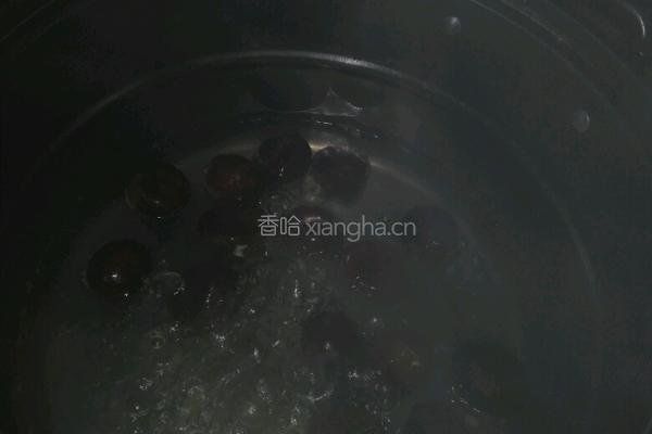 花生板栗炖排骨的做法图解6