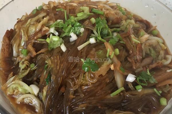 白菜猪肉炖粉条的做法图解12