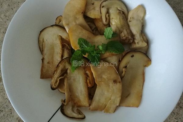 黄油煎松茸的做法图解5