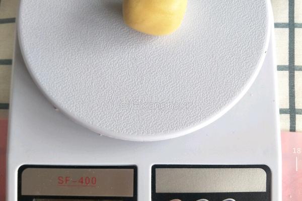 五仁馅月饼的做法图解8