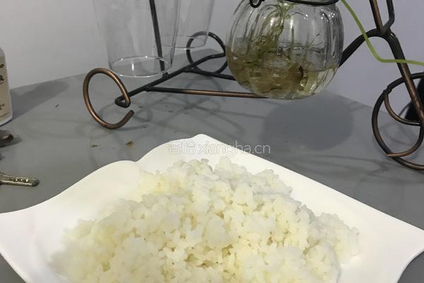 野菜炒饭的做法图解1