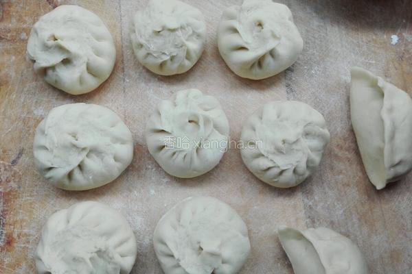 猪肉莲菜包子的做法图解9