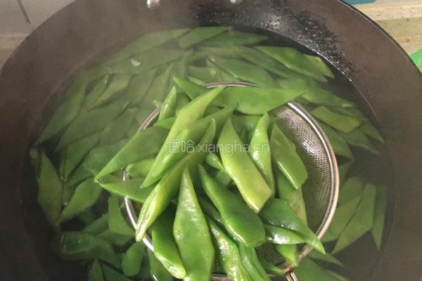 芸豆炒肉的做法图解4