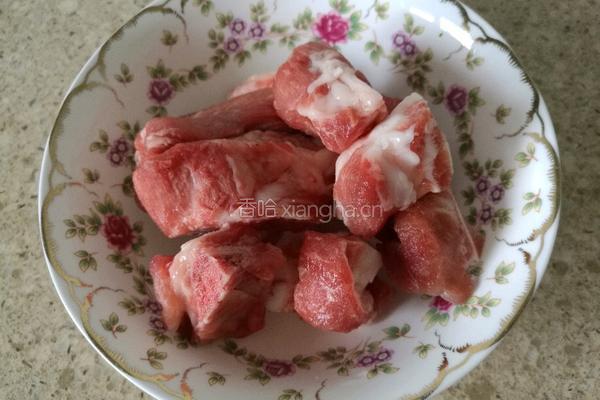松茸芥兰排骨饭的做法图解1