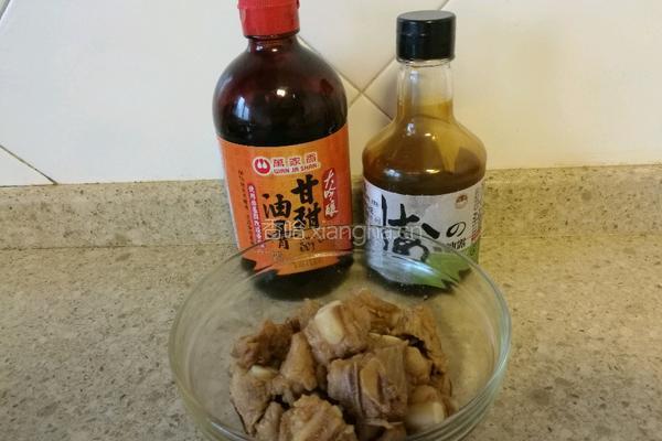 松茸芥兰排骨饭的做法图解2
