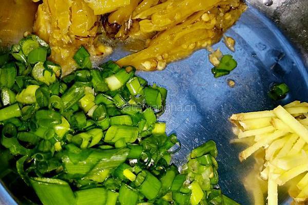 鱼香肉丝(独家)的做法图解9
