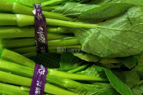 蒜蓉青菜的做法图解1