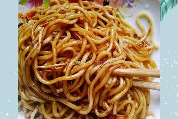 鸡丝黑椒牛肉意面的做法图解5