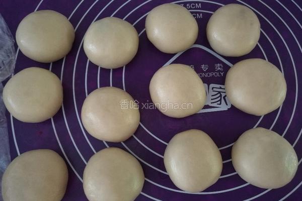 4色蛋黄酥的做法图解3