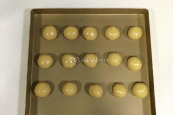 蔓越莓椰蓉月饼的做法图解15