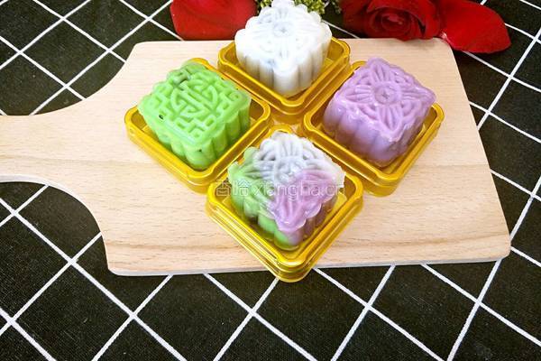 彩色冰皮月饼的做法图解14