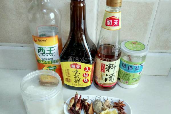 肥而不腻的竹笋烧肉的做法图解3