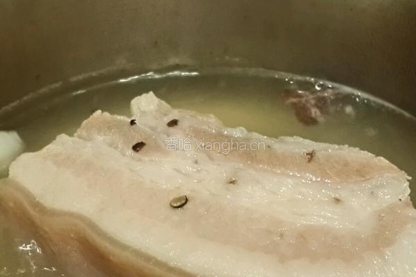 雪菜土豆蒸肉的做法图解3