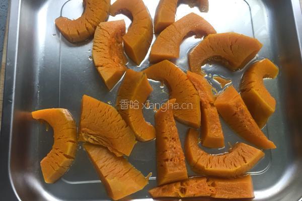 南瓜紫薯豆豆包的做法图解6