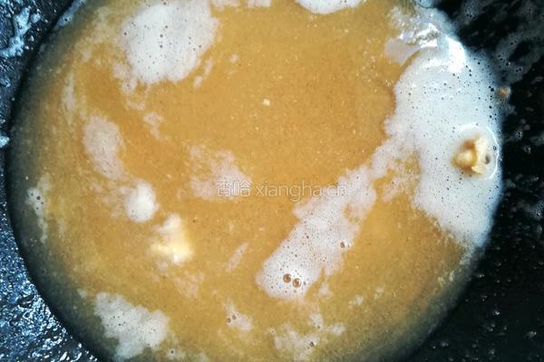 咸蛋黄虾仁豆腐的做法图解2