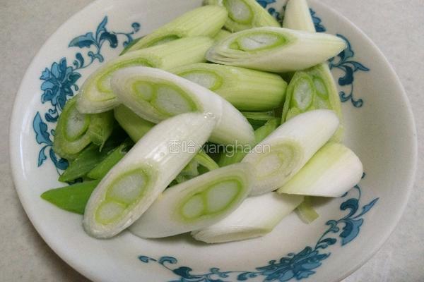 葱烧花菇的做法图解2