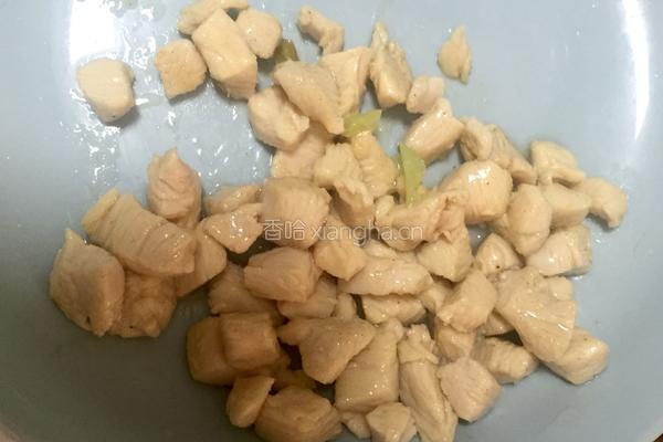 《中餐厅》版宫保鸡丁的做法图解4