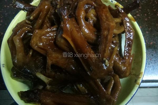 卤鹅掌翼的做法图解7