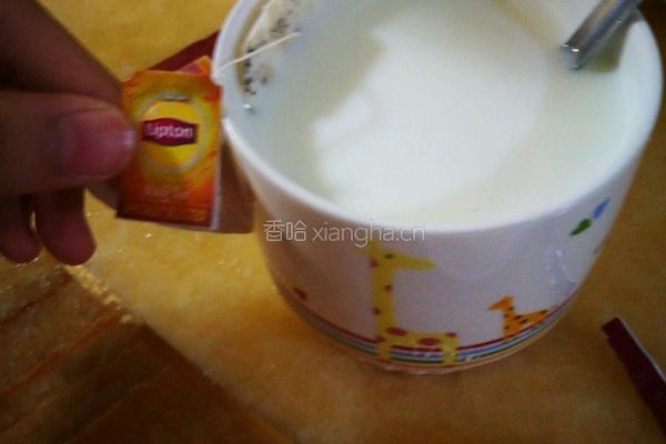 自制奶茶的做法图解3