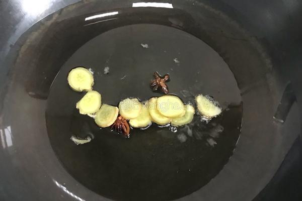 排骨酸菜炖粉条的做法图解7