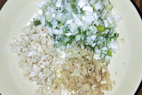 香菇肉酱的做法图解4