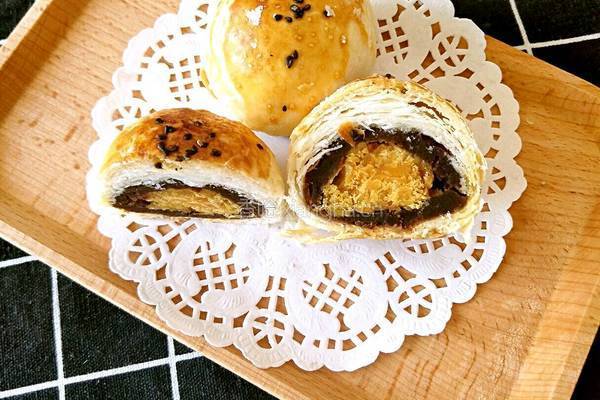 蛋黄酥的做法图解28