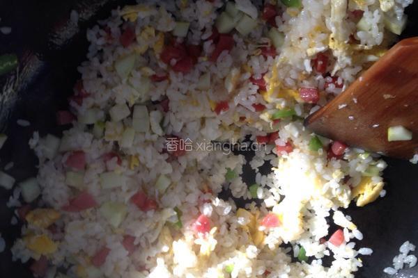 蛋炒饭的做法图解2