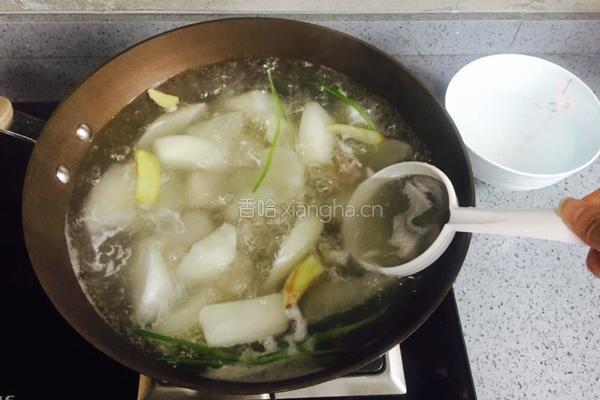 萝卜炖排骨汤的做法图解14