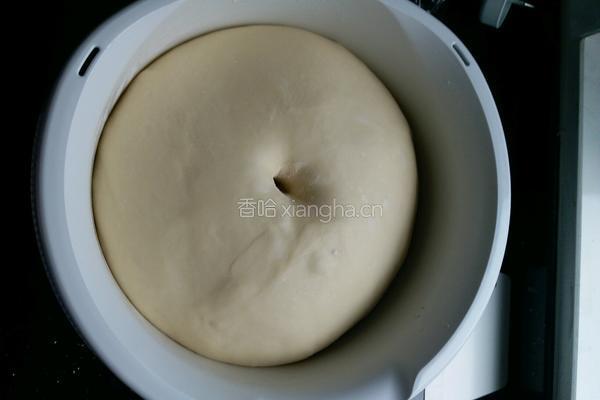 牛奶蛋黄吐司的做法图解8