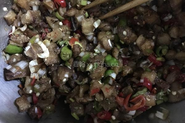 茄子青椒包的做法图解3