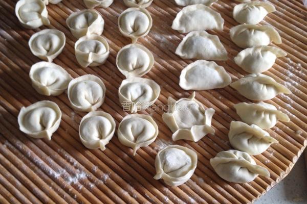 茭瓜肉丁馅水饺的做法图解5