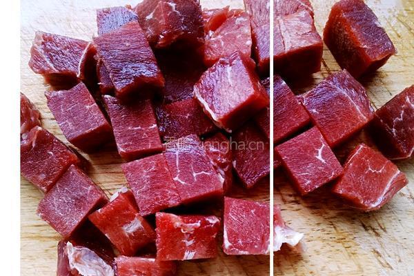 番茄牛肉什锦煲的做法图解2