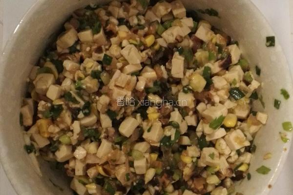 小葱香菇豆腐馅水饺的做法图解4